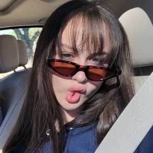 Meet your Posher, Haley